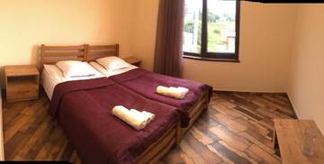 Фотографии Гостевой дом Veranda Guesthouse г. Степанцминда (Грузия) №2 Фото Гостевой дом Veranda Guesthouse г. Степанцминда 2