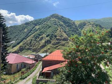 Фотографии Гостевой дом Tamila Guest House г. Степанцминда (Грузия) №3 Фото Гостевой дом Tamila Guest House г. Степанцминда 3