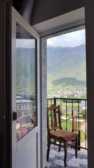 Фотографии Гостевой дом Kazbek view guest house г. Степанцминда (Грузия) №5 Фото Гостевой дом Kazbek view guest house г. Степанцминда 5