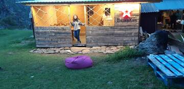 Фотографии Хостелы Hostel-Camp Gveleti г. Степанцминда (Грузия) №5 Фото Хостелы Hostel-Camp Gveleti г. Степанцминда 5