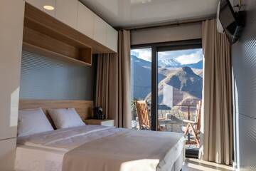 Фотографии Лоджи Landscapes Hotel г. Степанцминда (Грузия) №3 Фото Лоджи Landscapes Hotel г. Степанцминда 3