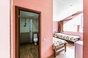 Фото номера Двухместный номер с 2 отдельными кроватями Гостевой дом Guest House 15 г. Степанцминда 5