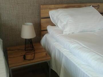 Фото номера Четырехместный номер Гостевой дом Guest House Maili г. Степанцминда 3
