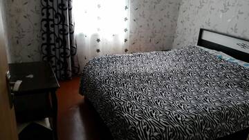 Фото номера Двухместный номер с 1 кроватью или 2 отдельными кроватями, вид на горы Гостевой дом The White House г. Степанцминда 5