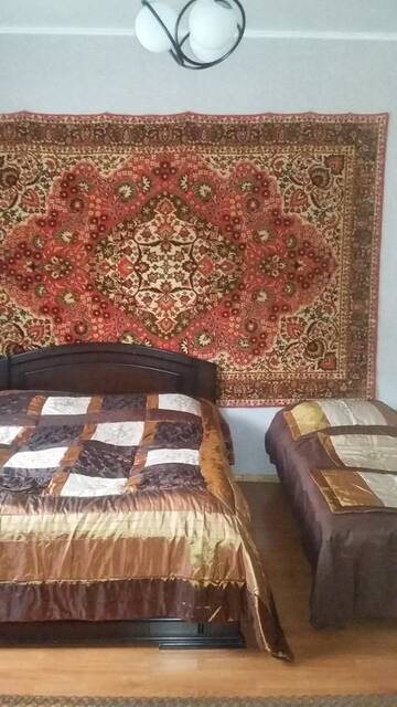Фото номера Трехместный номер Гостевой дом Tamila Guest House г. Степанцминда 7