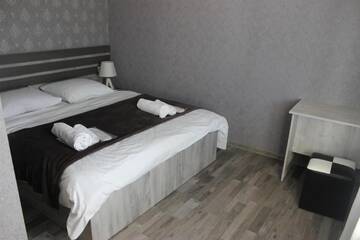 Фото номера Двухместный номер Делюкс с 1 кроватью Гостевой дом Guesthouse Elia г. Степанцминда 7