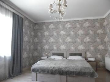 Фото номера Стандартный трехместный номер Гостевой дом Guest House Tamta г. Степанцминда 2