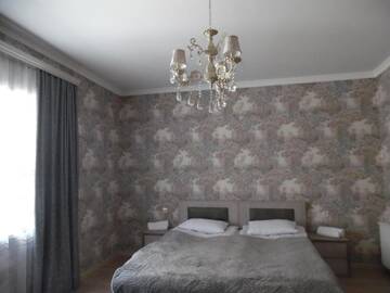 Фото номера Стандартный трехместный номер Гостевой дом Guest House Tamta г. Степанцминда 4