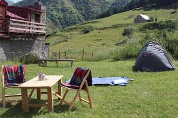 Фото номера Дом для отпуска Дома для отпуска Kazbegi Hut г. Степанцминда 21