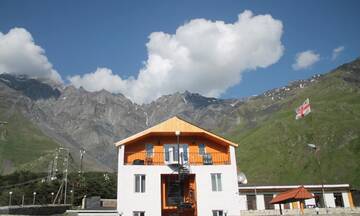 Фото Отель Hotel NOA Kazbegi г. Степанцминда 5