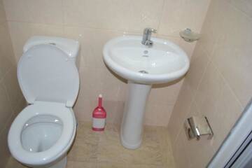 Фото номера Twin Room with Mountain View with Veranda Проживание в семье Ekaterine Guest House г. Степанцминда 47