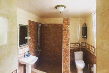 Фото Гостевой дом Guest House on Tamar mepe 3 г. Степанцминда 3