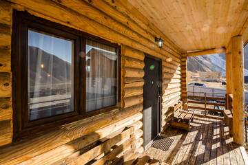 Фото номера Вилла с 2 спальнями Дома для отпуска Old Hut г. Степанцминда 8