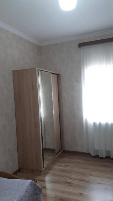 Фото номера Двухместный номер с 2 двуспальными кроватями Гостевой дом Sesilia г. Степанцминда 8