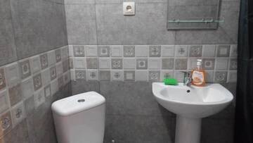 Фото номера Классический четырехместный номер Гостевой дом Guest House Temur Sujashvili г. Степанцминда 9