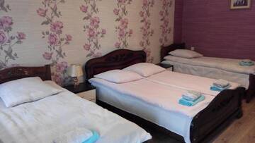 Фото номера Классический четырехместный номер Гостевой дом Guest House Temur Sujashvili г. Степанцминда 3
