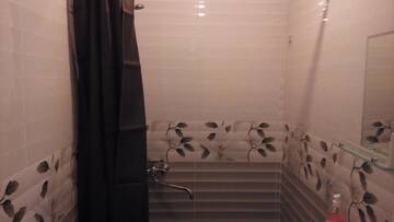 Фото номера Четырехместный номер Гостевой дом Guest House Temur Sujashvili г. Степанцминда 7