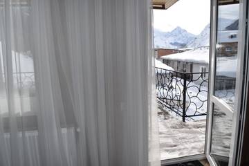 Фото номера Четырехместный номер с балконом Гостевой дом Traveler Kazbegi Guesthouse г. Степанцминда 9