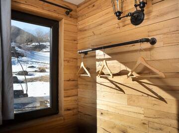 Фото номера Шале Шале Kazbegi cabins г. Степанцминда 38