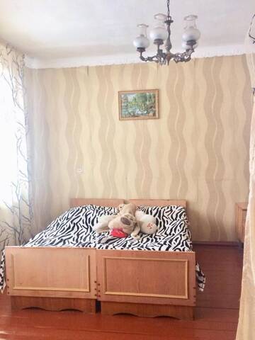Фото номера Трехместный номер с основными удобствами Гостевой дом Hotel Kazbegi 1 г. Степанцминда 4