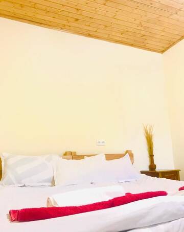 Фото Гостевой дом Guesthouse Nicolo г. Степанцминда 4