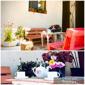 Фото номера Семейный номер с ванной комнатой Гостевой дом Guesthouse Nicolo г. Степанцминда 4