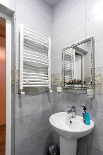 Фото номера Семейный номер с ванной комнатой Гостевой дом Guesthouse Nicolo г. Степанцминда 24