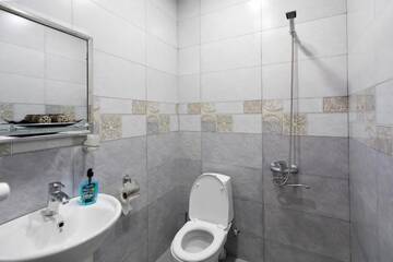Фото номера Семейный номер с ванной комнатой Гостевой дом Guesthouse Nicolo г. Степанцминда 25
