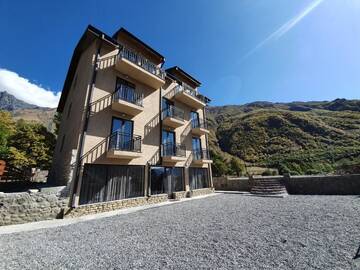 Фото Отель Hotel Gold Kazbegi г. Степанцминда 2