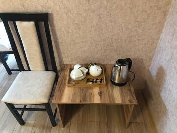 Фото номера Трехместный номер с собственной ванной комнатой Отель Wander Kazbegi Hotel г. Степанцминда 8